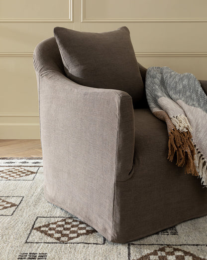 Housse de chaise pivotante Trudeaux (prête à être expédiée)