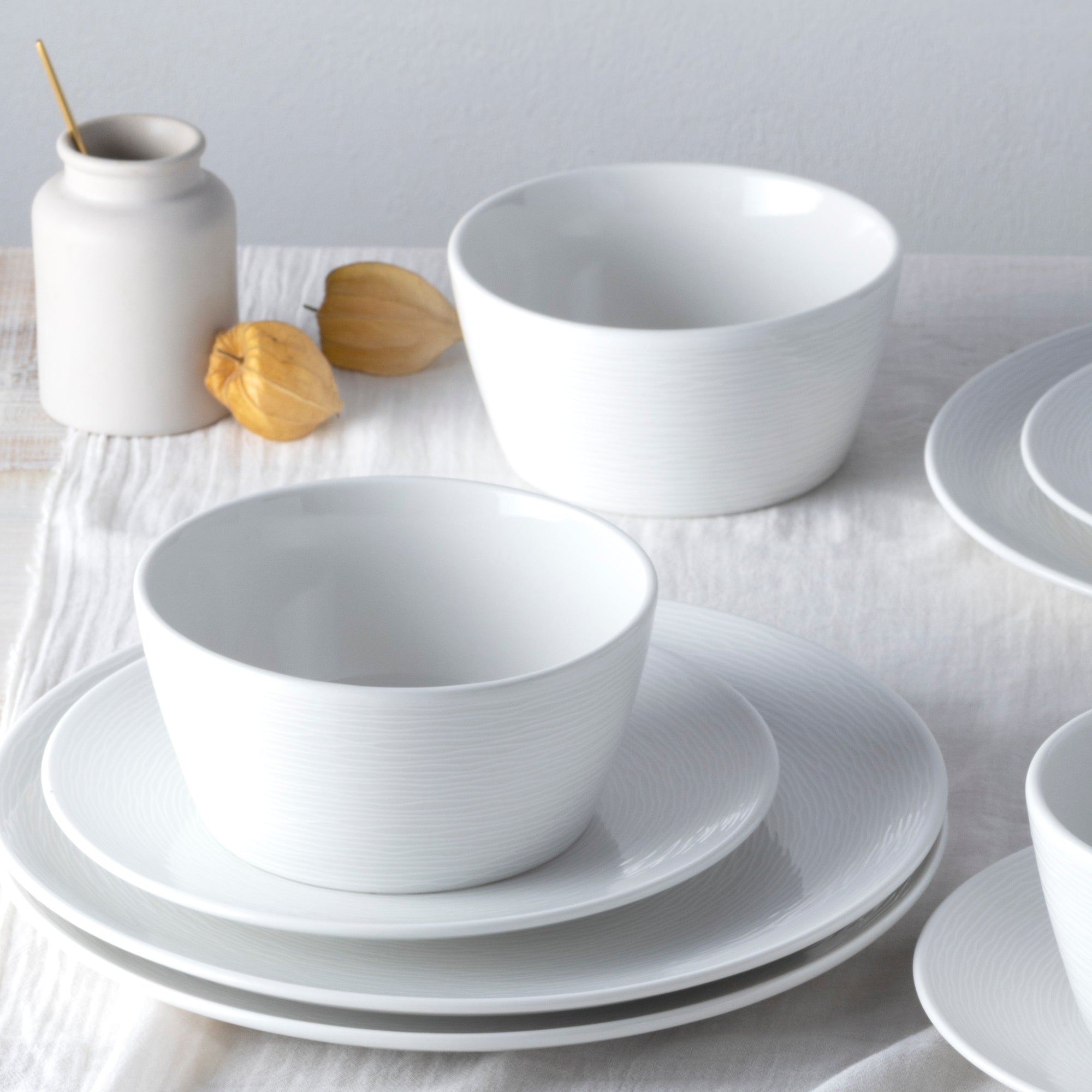 Noritake Colorscapes Swirl 12-Piece Coupe Dinneware Set, Service For 4