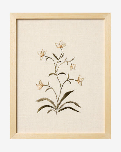 Fleurs de lutin brodées