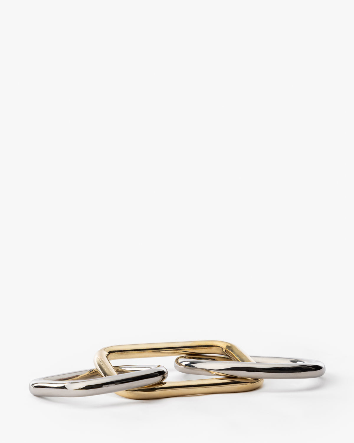 Objet de la chaîne Gianni
