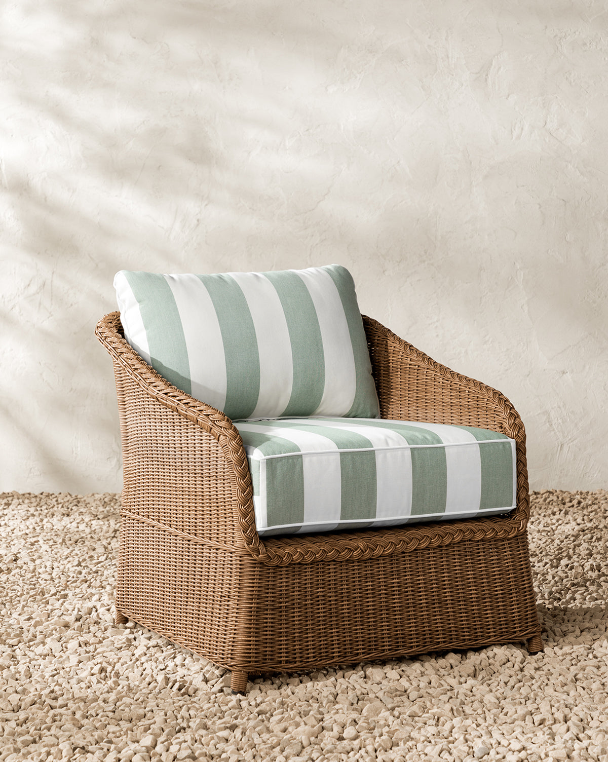 Chaise longue d'extérieur Haviland avec coussins rayés