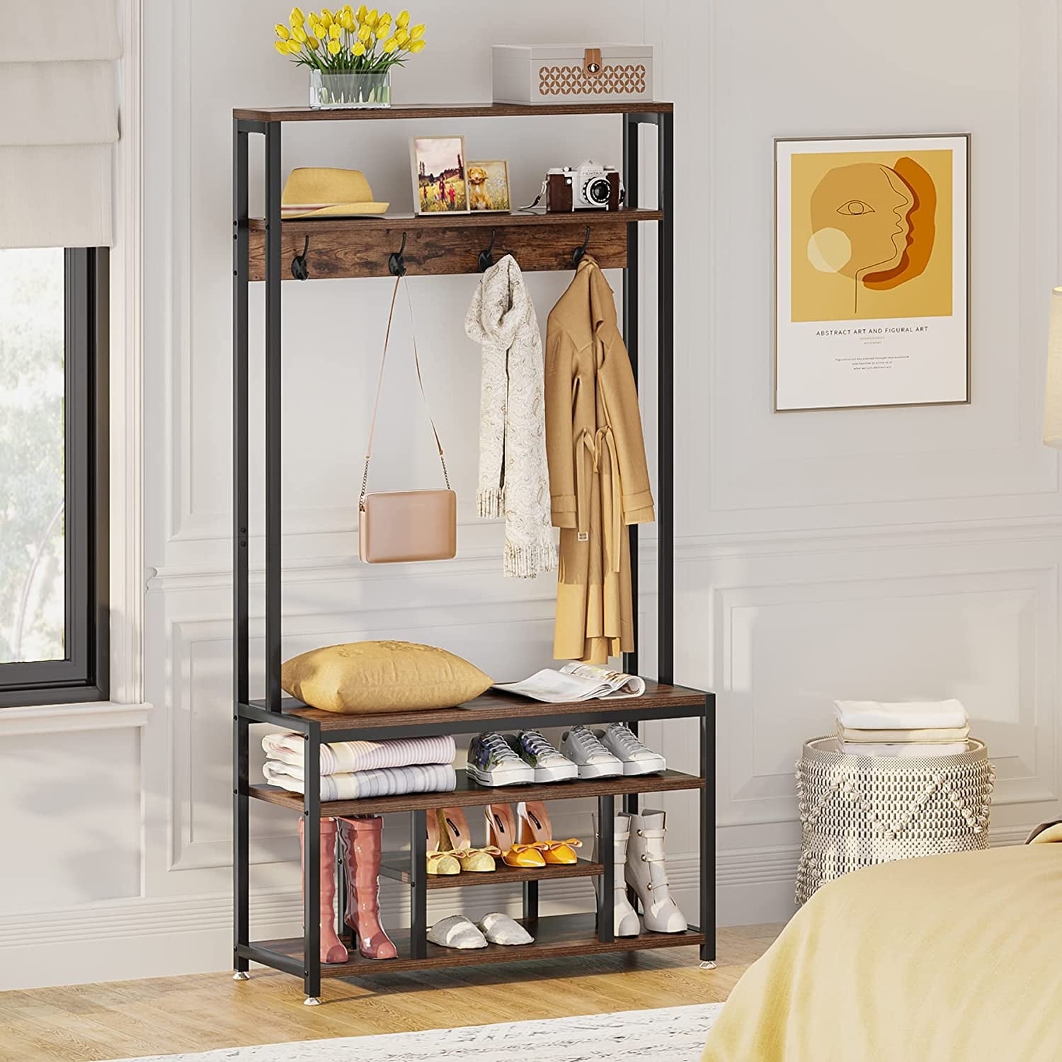 Banc d'entrée industriel avec porte-manteau et étagères de rangement